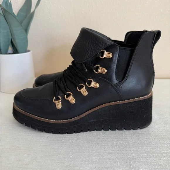 Cole Haan Black Leather Lace Up Wedge Waterproof Ankle Boots - Picture 3 of 11